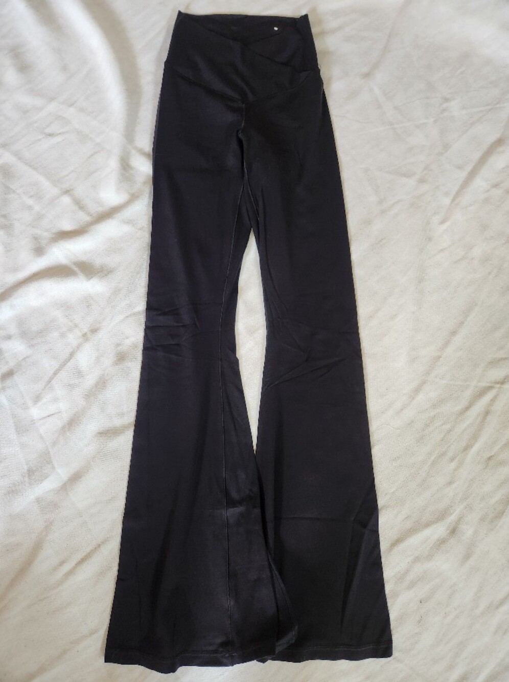 OFFLINE by Aerie Real Me Crossover Flare Leggings Black Size S